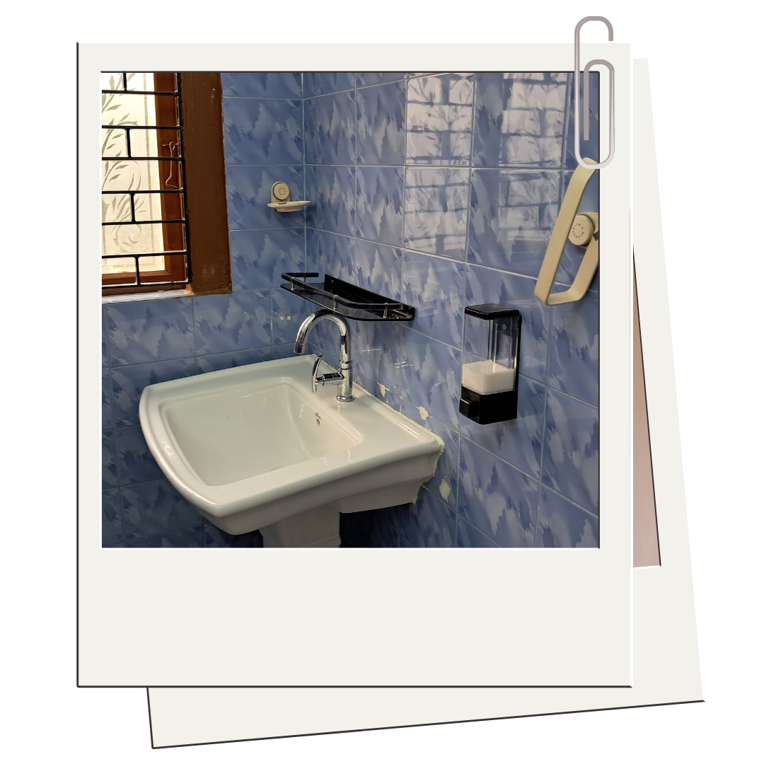 room 04